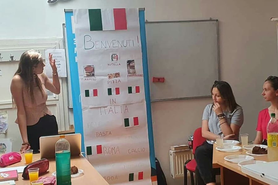Летен бесплатен курс по италијански јазик